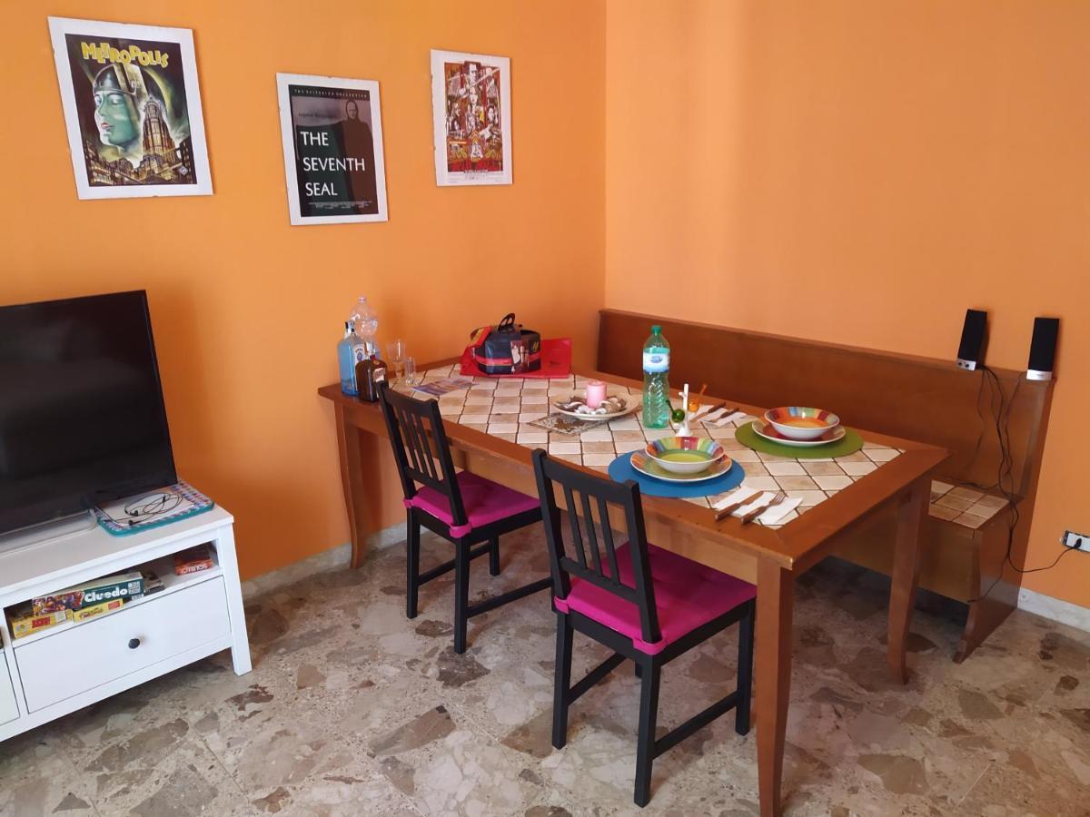 Vesuvio Corner - Spacious And Colorful Apartment In San Giorgio, Very Close To Napoli, Ideal For Families And Groups, Close To Pompeii, Sorrento... ซาน จอร์จิโอ อะ เครมาโน ภายนอก รูปภาพ